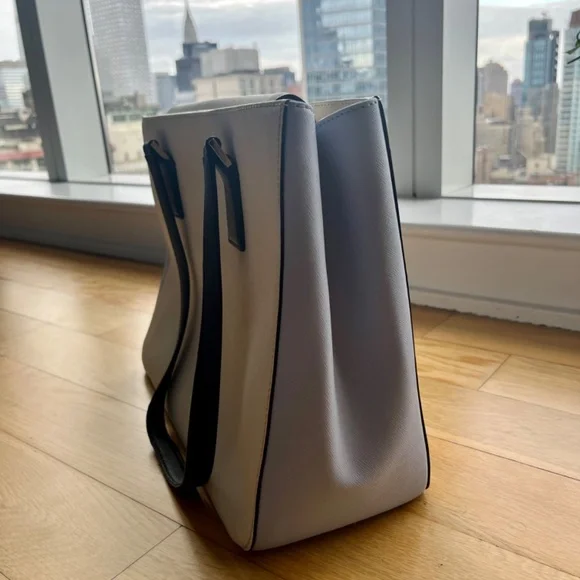 Kate Spade light blue and white tote bag - Picture 4 of 8